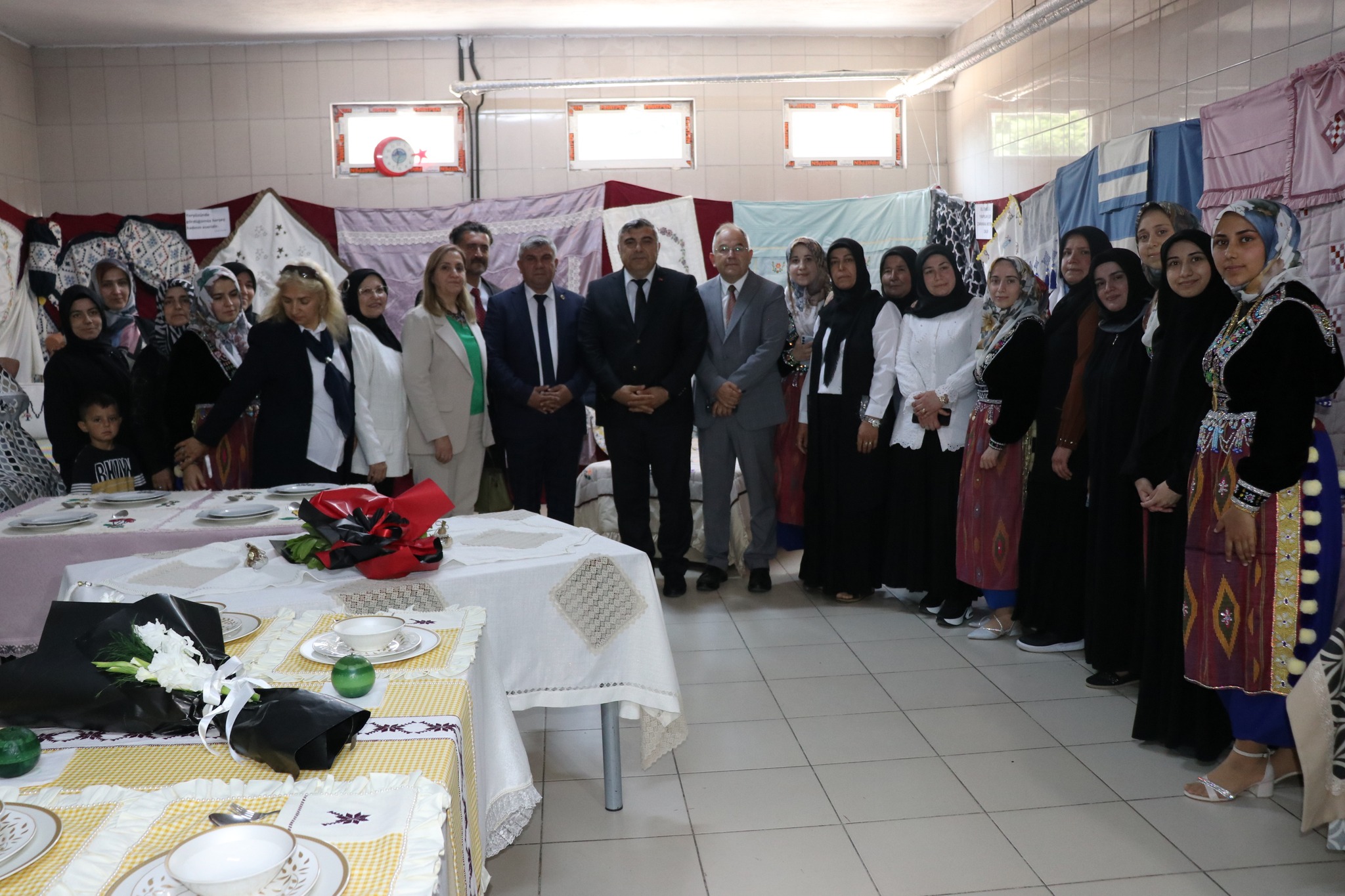 Müdür Sünnetci Kermese Katıldı