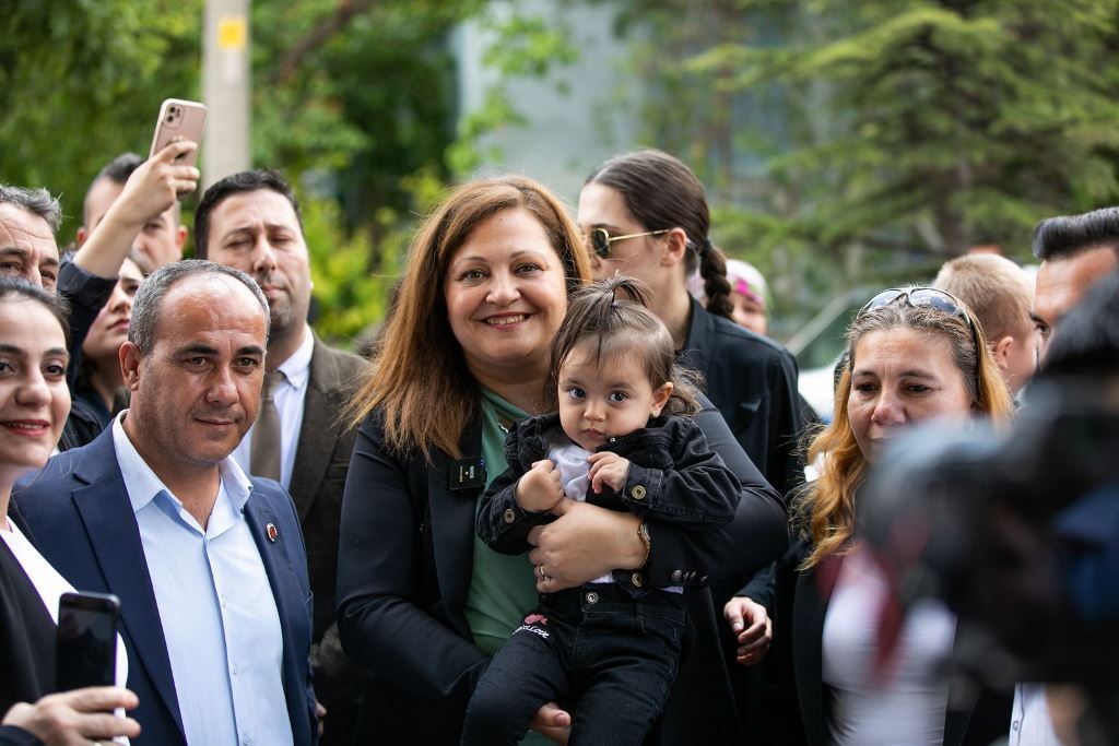 BAŞKAN KÖKSAL MAHALLE SAKİNLERİYLE BULUŞTU