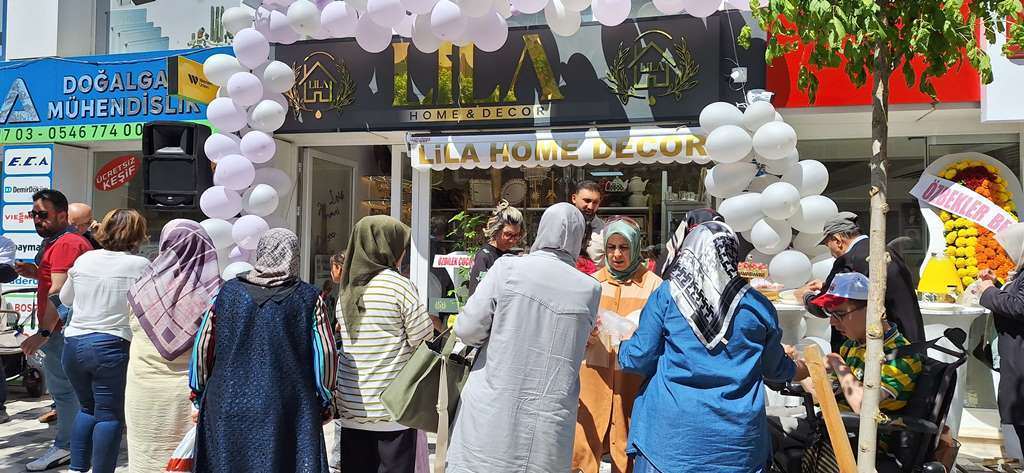 LİLA HOME DEKOR AÇILIŞININ 1. YILINI KUTLADI