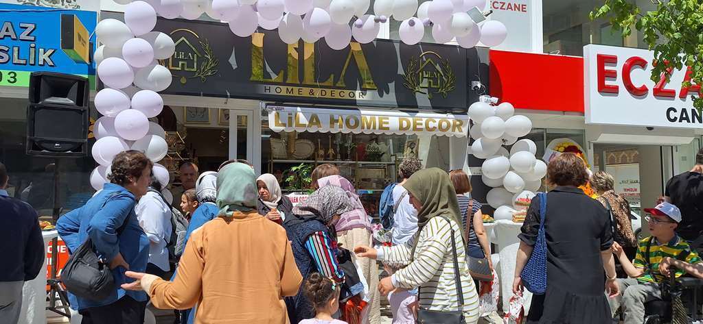 LİLA HOME DEKOR AÇILIŞININ 1. YILINI KUTLADI