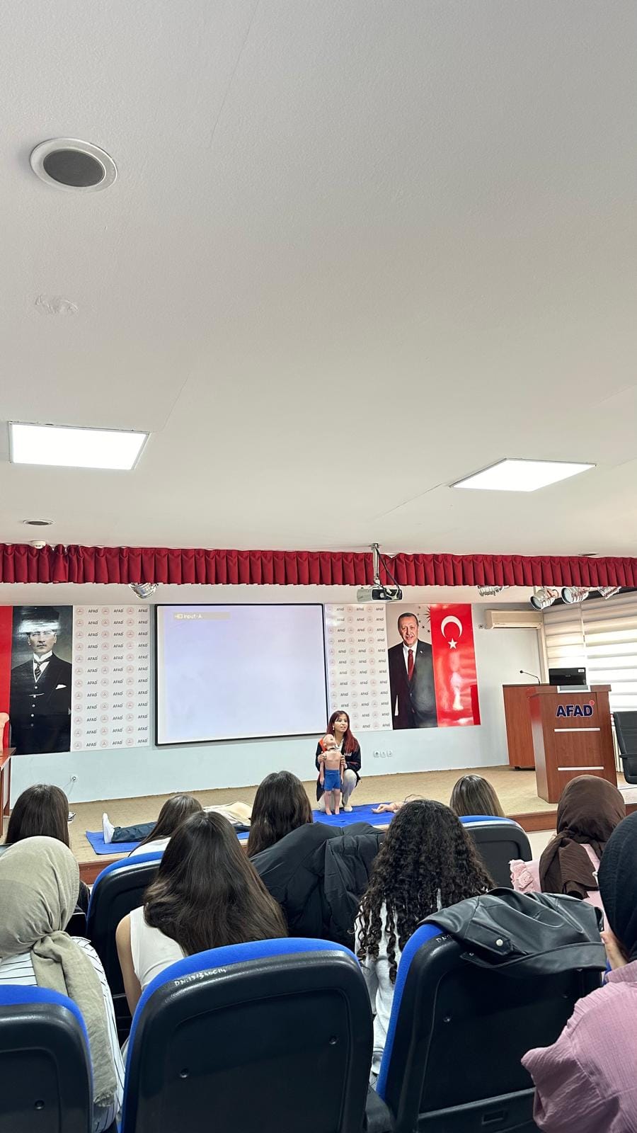 AFSÜ İYAK TOPLULUĞUNA  AFAD’DAN TEMEL İLKYARDIM EĞİTİMİ