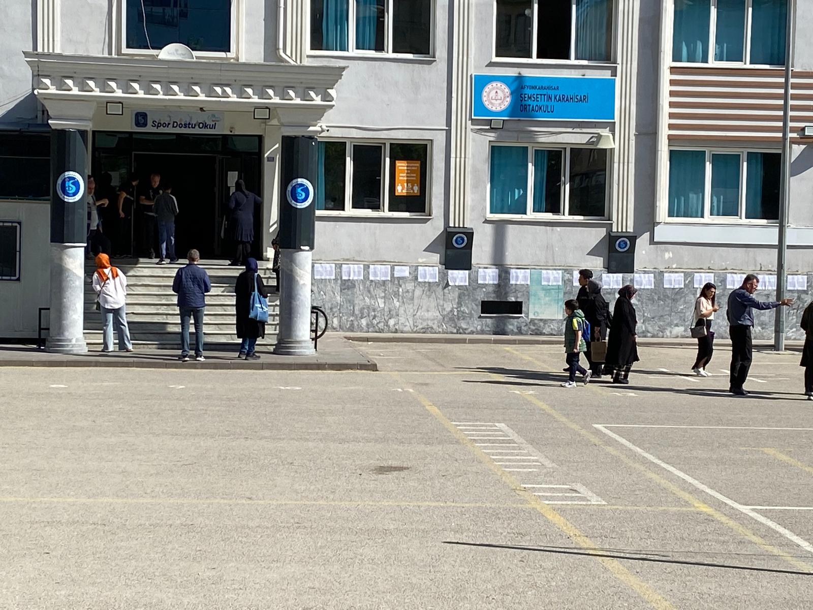 Afyonkarahisar'da LGS heyecanı başladı