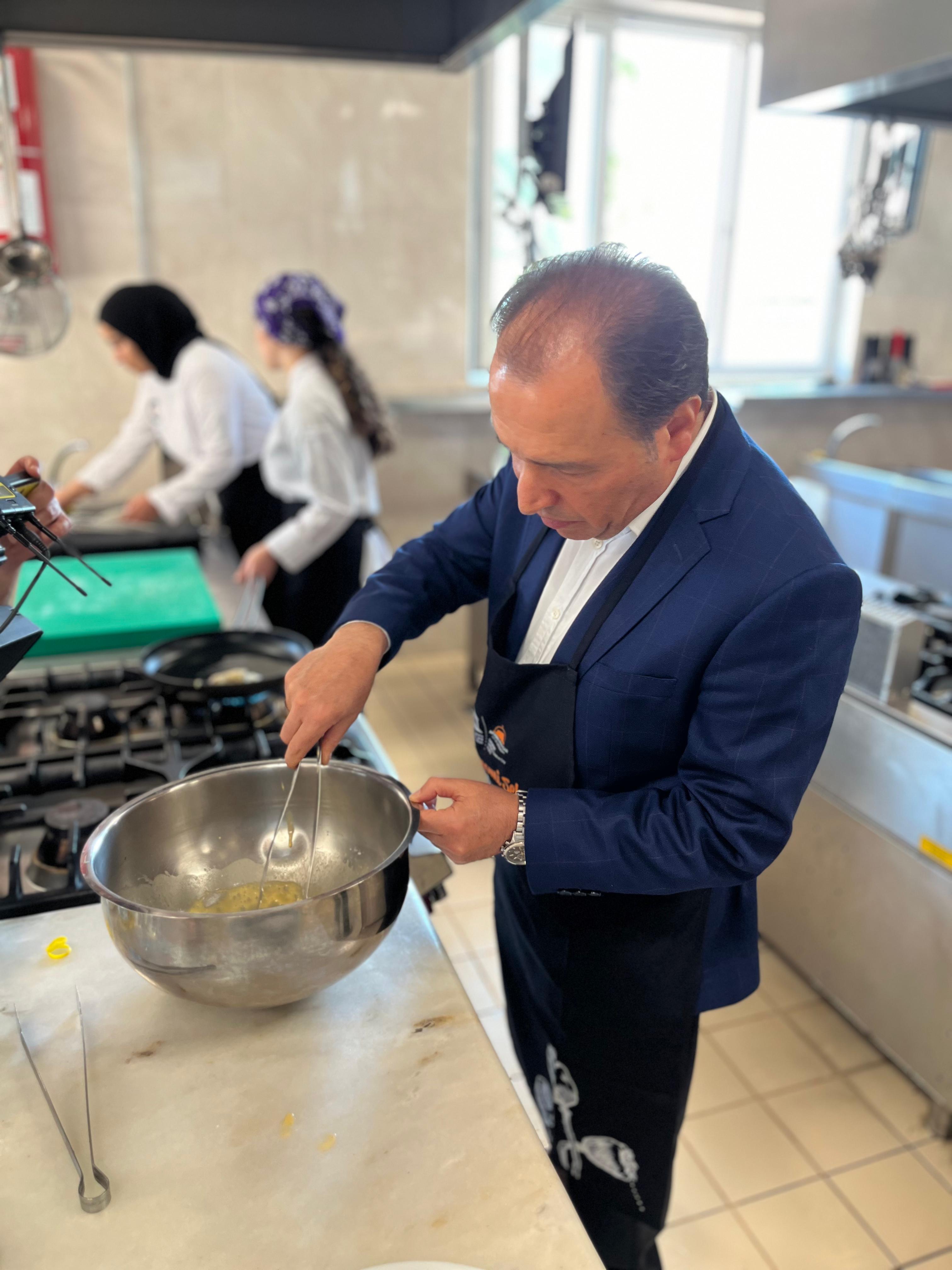 Rektör Karakaş, Uluslararası Gastronomi Workshop'unda Afyonkarahisar'ın Lezzetlerini Tanıttı