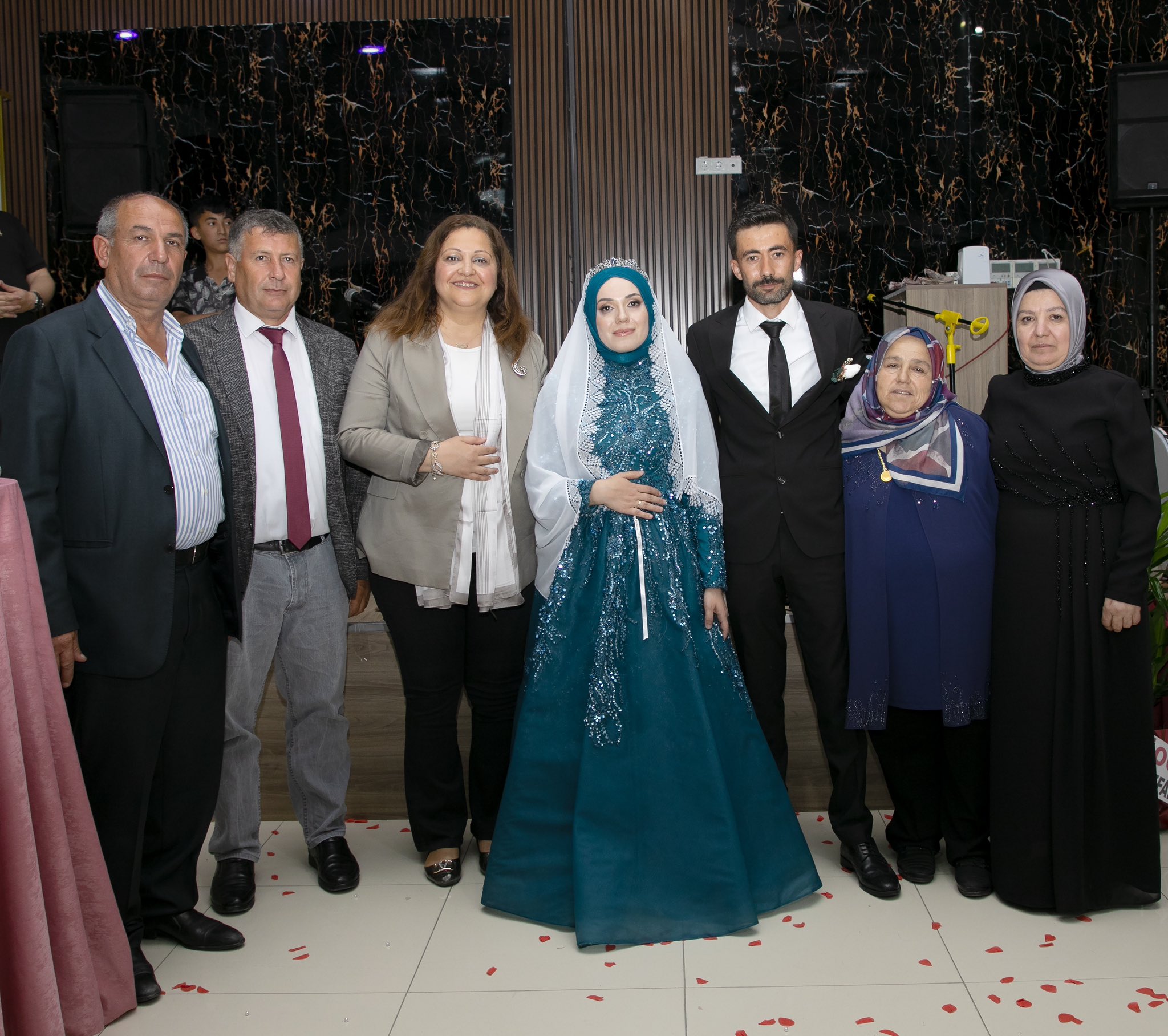 BAŞKAN KÖKSAL MESAİ ARKADAŞINI YALNIZ BIRAKMADI
