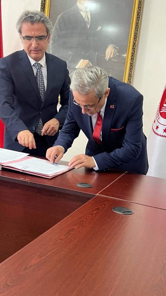 AFYON'DA EĞİTİM TESİSİ PROTOKOLÜ İMZALANDI