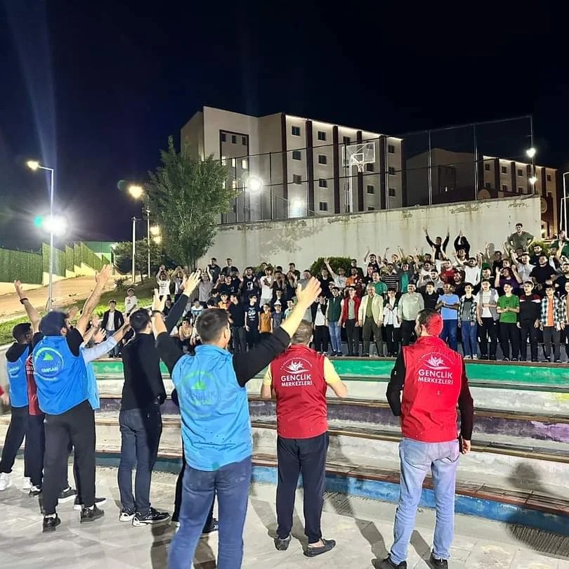 SULTANDAĞI GENÇLİK KAMPI, GENÇLERE UNUTULMAZ ANILAR YAŞATTI