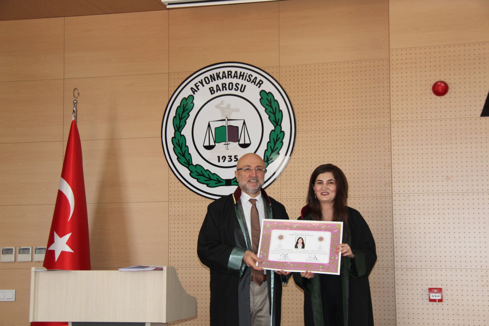 Afyonkarahisar Barosunda Ruhsat Heyecanı