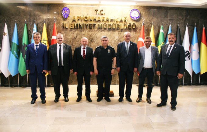 İGM ÜYELERİNDEN MÜDÜR AY'A ZİYARET