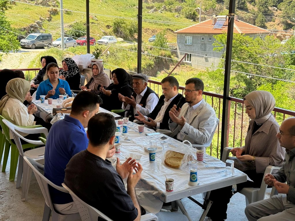 ŞEHİT SARITAŞ ŞAHADETİNİN YIL DÖNÜMÜNDE DUALARLA YAD EDİLDİ