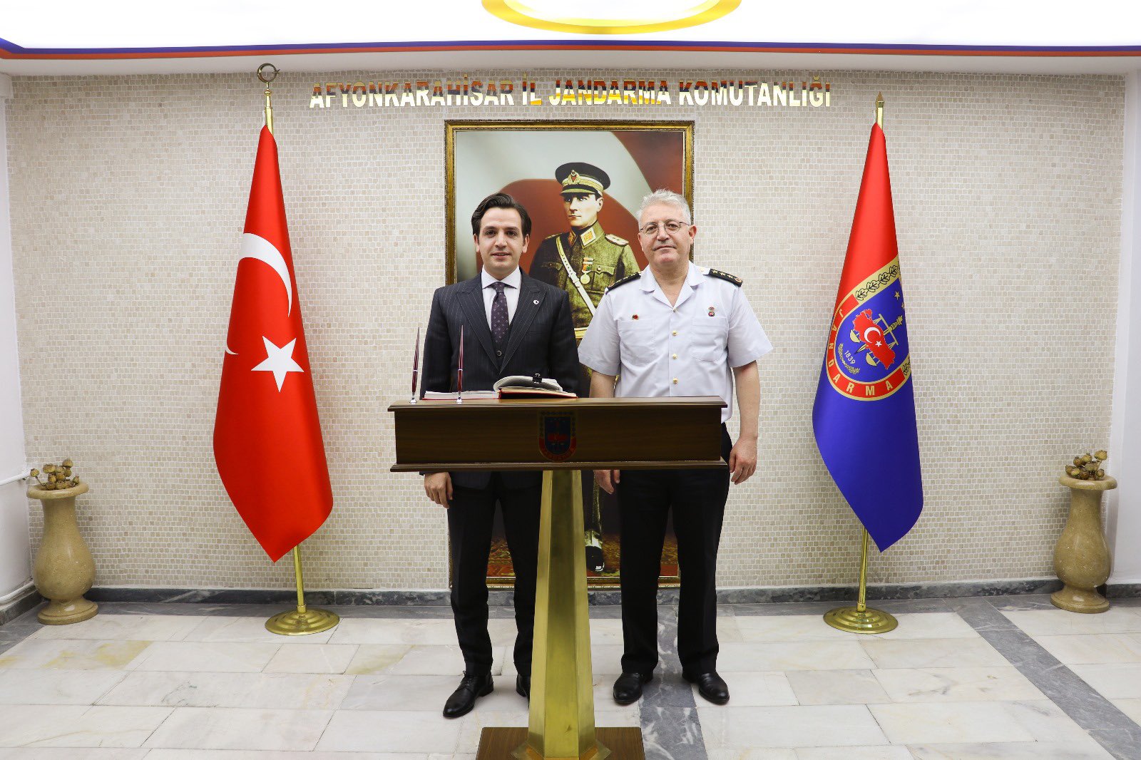 Kaymakam Akpınar'dan Albay Yağan'a Ziyaret