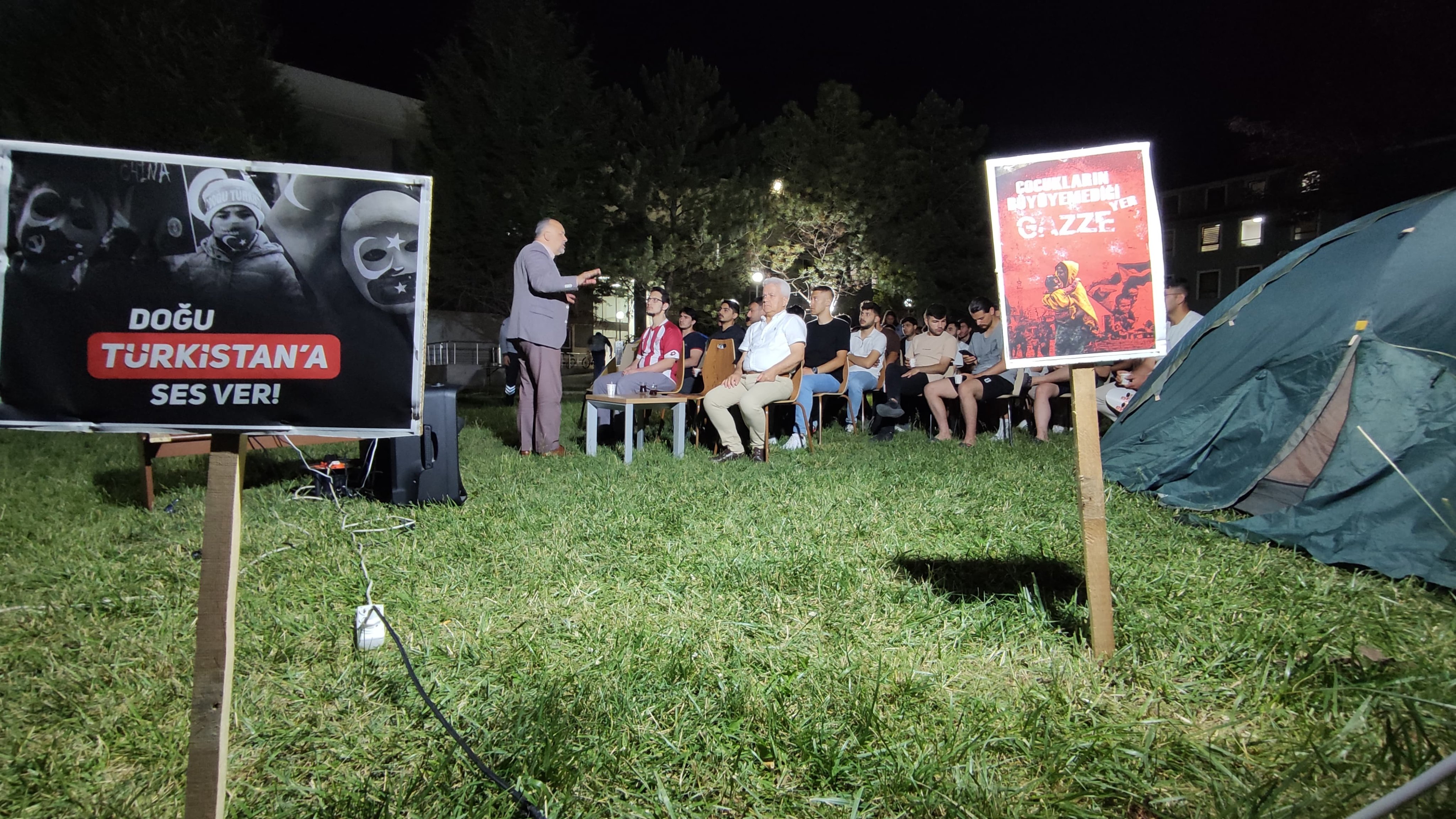 KYK Yurtlarında Kalan Öğrencilerden Anlamlı Etkinlik