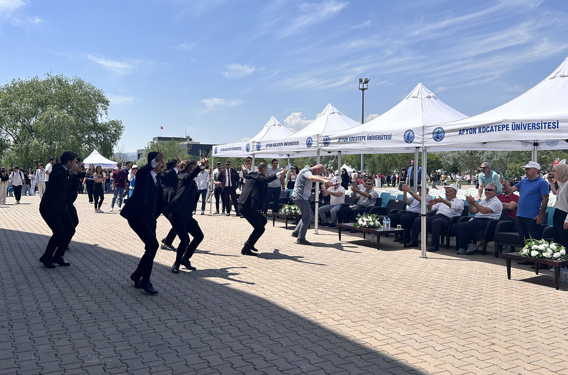 AKÜFEST'24 Tüm Coşkusuyla Başladı