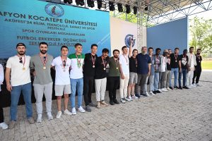 AKÜFEST'24 Tüm Coşkusuyla Başladı