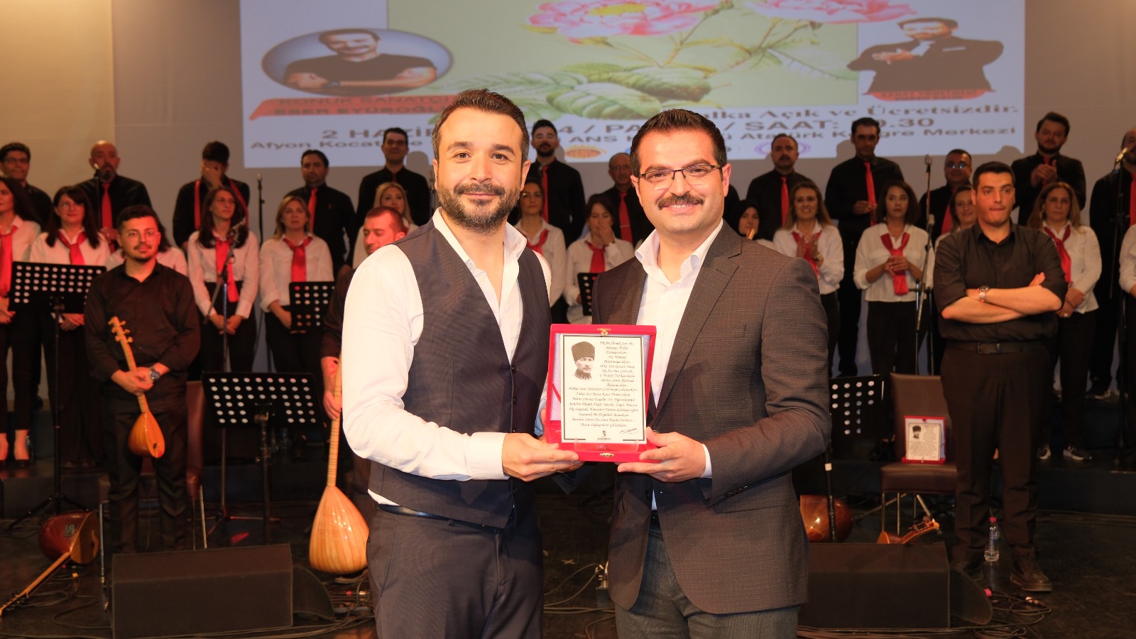AKSAM SEVDÂ TÜRKÜLERİ KONSERİ KULAKLARIN PASINI SİLDİ.