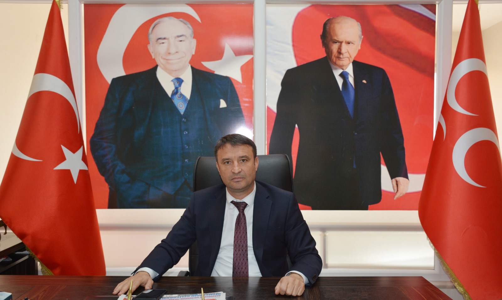 "TEŞKİLATLARDA BİR BARDAK ÇAY İÇENLER KENDİSİNİ ÜLKÜCÜ SANIYOR"