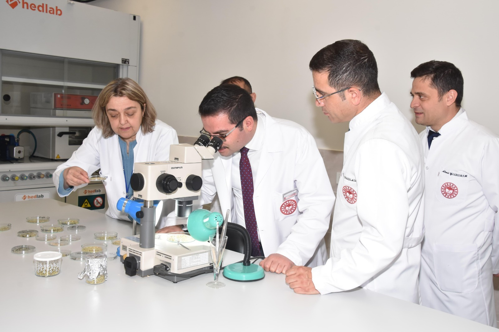Vali Yardımcısı Han'dan Afyonkarahisar Gıda Kontrol Laboratuvar Müdürlüğüne Ziyaret