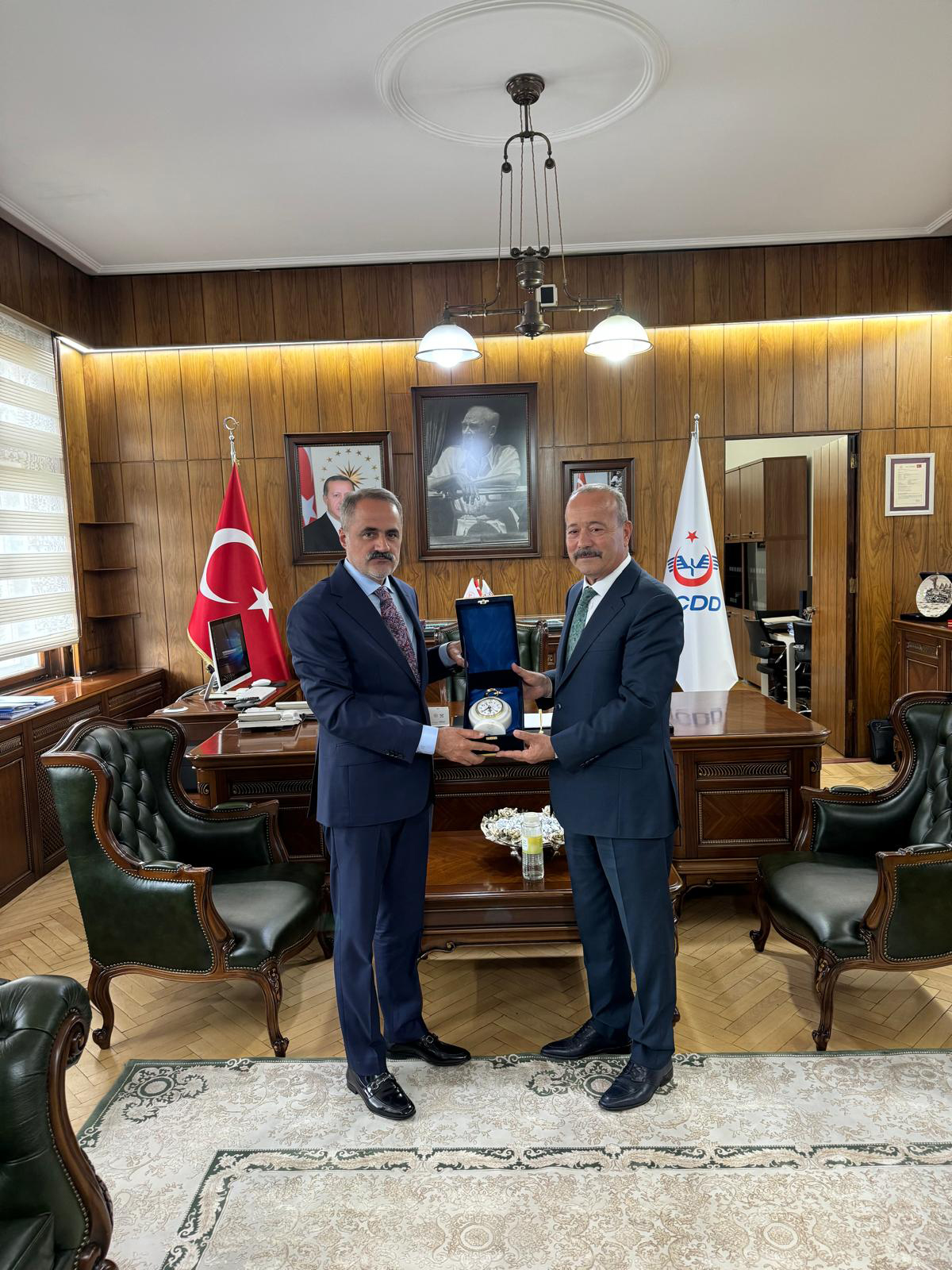 TAYTAK TCDD GENEL MÜDÜRÜ İLE GÖRÜŞTÜ AFYON'DA İŞÇİ ALIMI GERÇEKLEŞTİRİLECEK