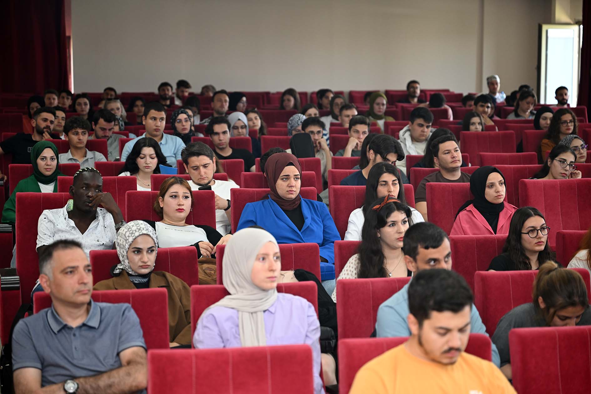 AKÜFEST’24 Kapsamında “5 Haziran Dünya Çevre Günü” Konferansı Düzenlendi