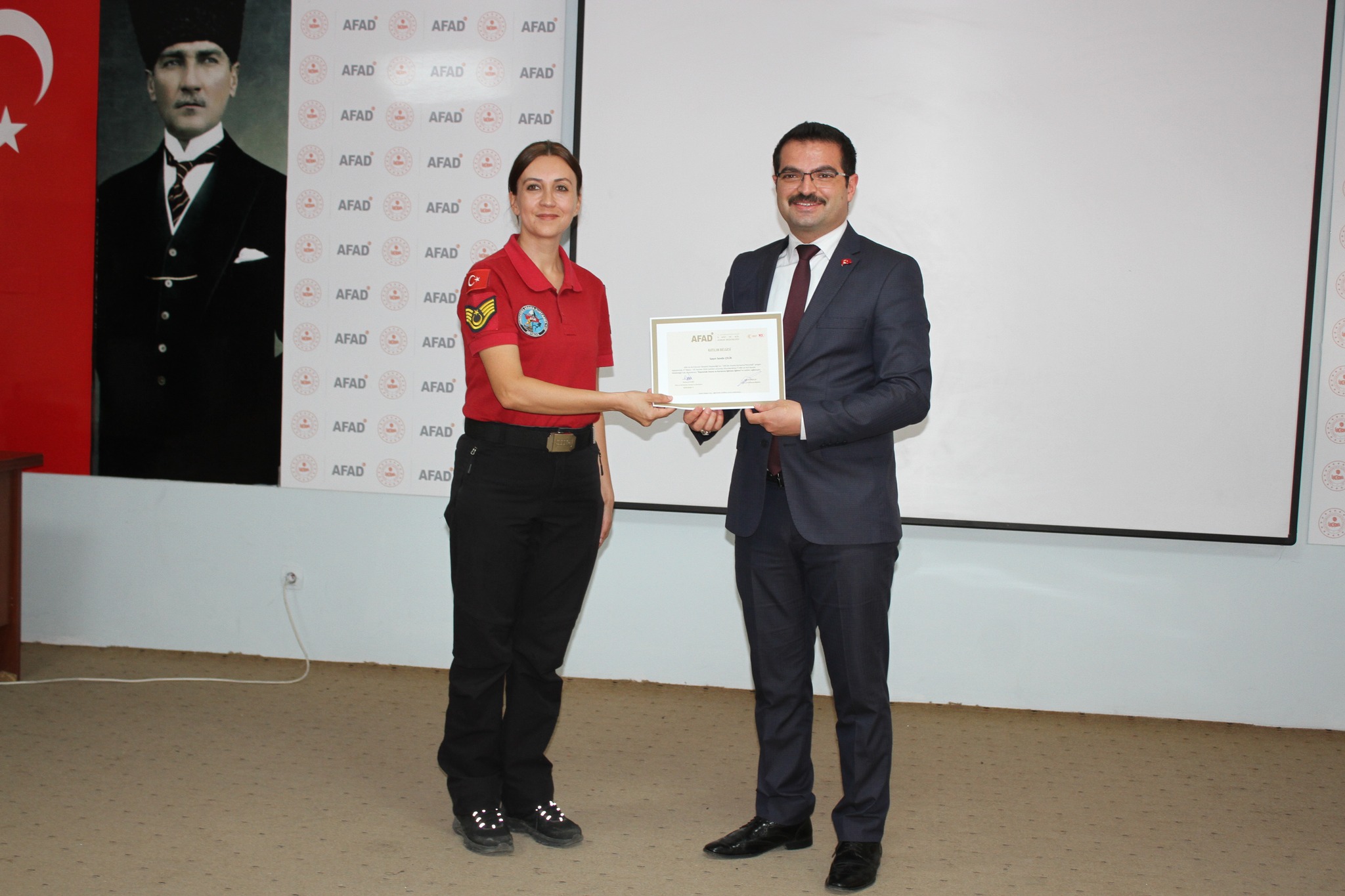 JAK Personeline Depremde Arama Kurtarma Eğitimi Verildi