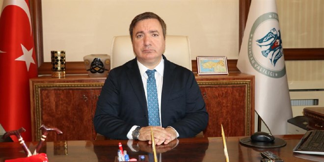 Okuyanlar Adeta Ders Çıkardı! Validen mesaiye geç giden kurum müdürüne ders niteliğinde mektup