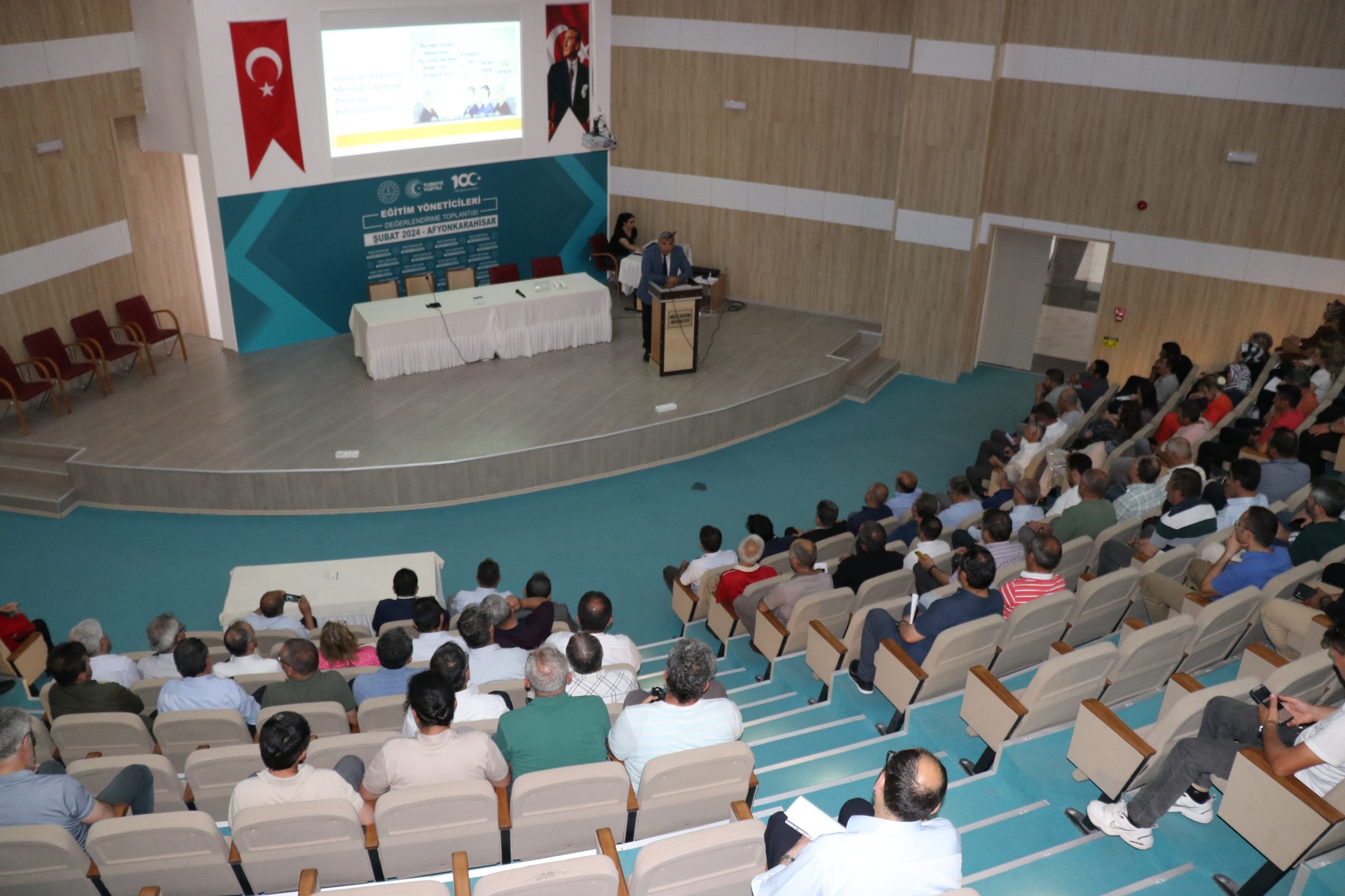 Afyonkarahisar’da Etik Eğitimi Semineri