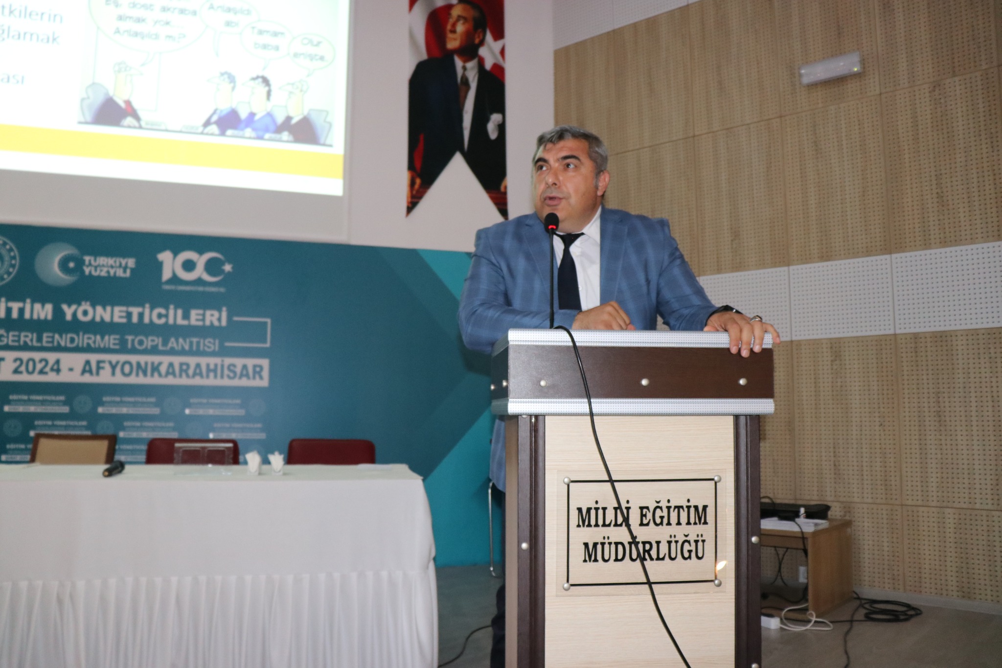 Afyonkarahisar’da Etik Eğitimi Semineri