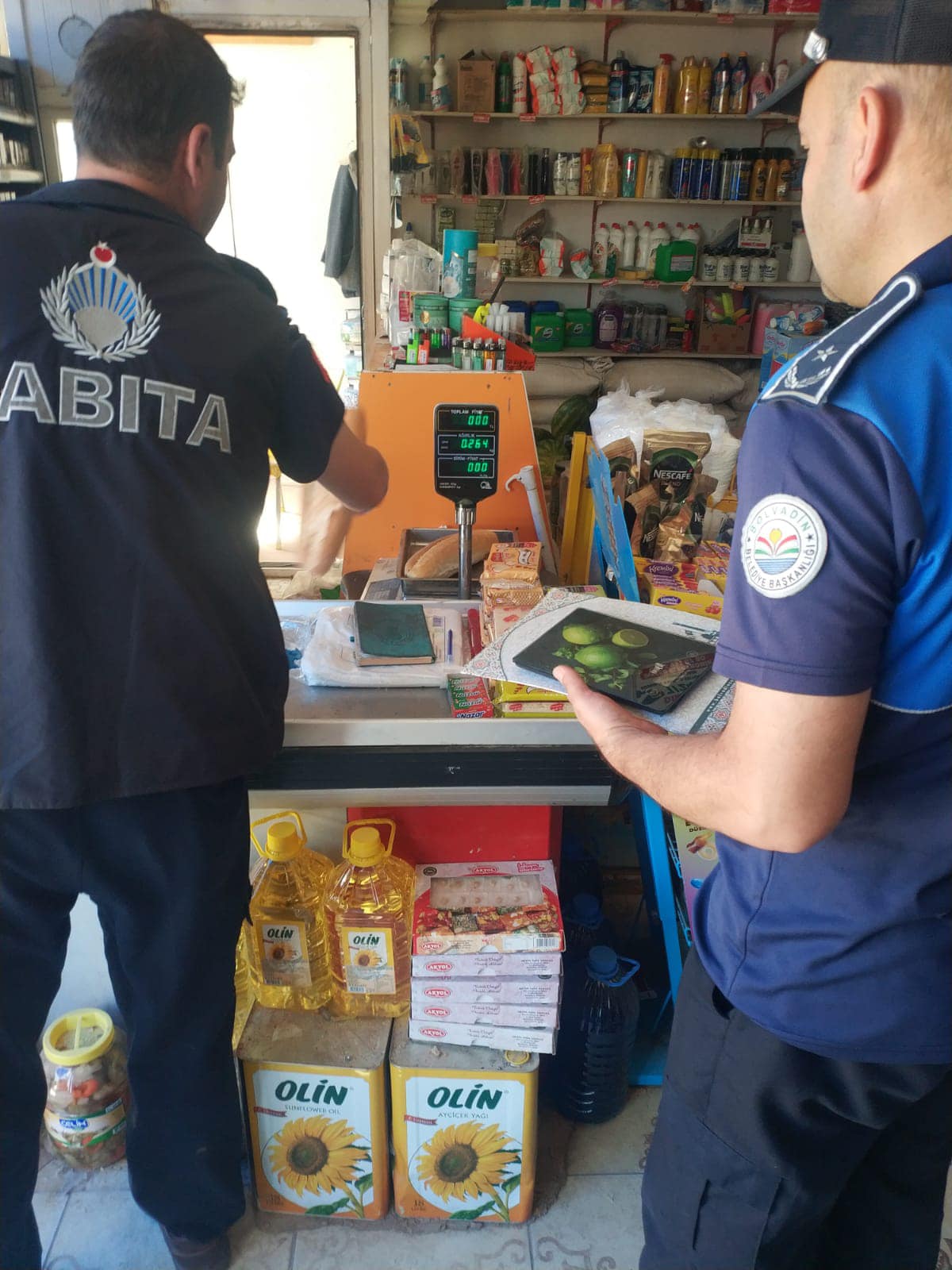 Bolvadin'de Zabıta Ekipleri Tarafından Ekmek Gramajları Denetlendi