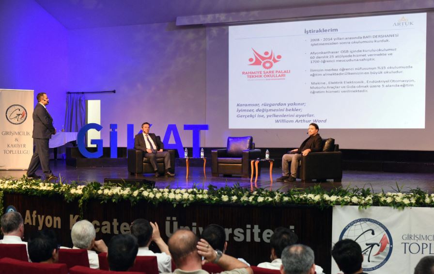 "Geleceği Şekillendiren Teknolojik İnovasyonlar" paneli düzenlendi!