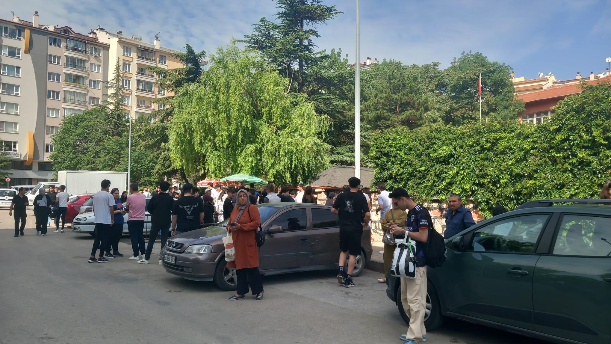 Afyon'da YKS Sınav Heyecanı Yaşanıyor