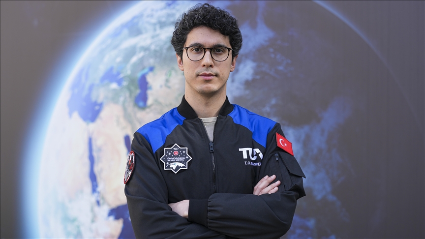TÜRKİYE'NİN İKİNCİ ASTRONOTU ATASEVER,