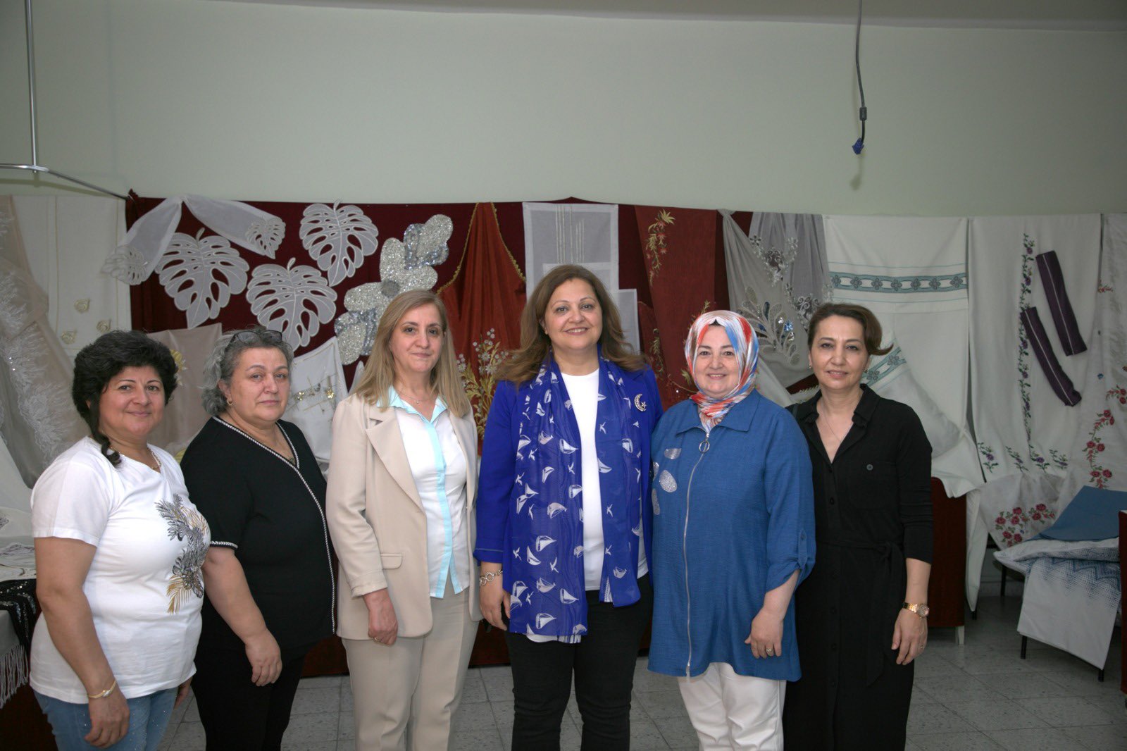 Emekçi Kadınları Yalnız Bırakmadı Başkan Köksal ''Destek Bizden''
