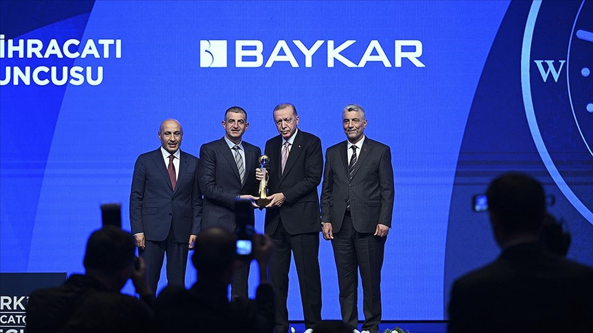 TİM’İN İHRACAT ŞAMPİYONLARI ÖDÜLLENDİRİLDİ