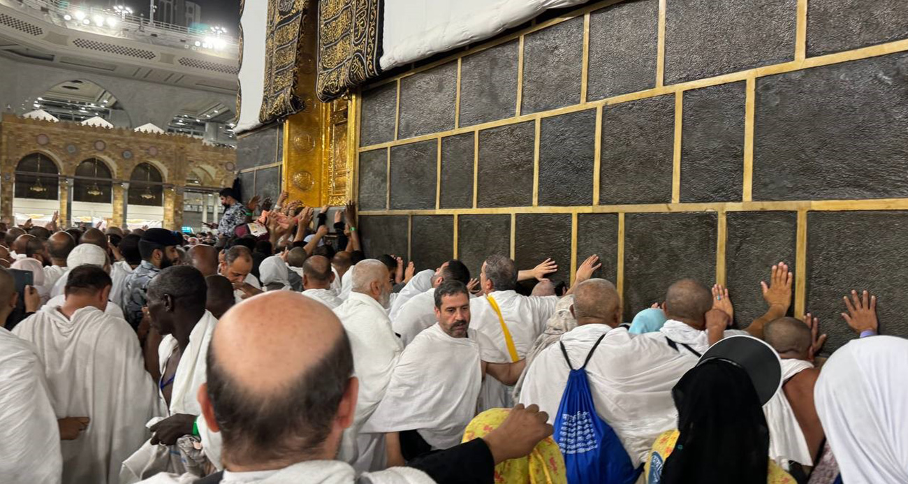 HACI ADAYLARI KABE-İ MUAZZAMA’DA!