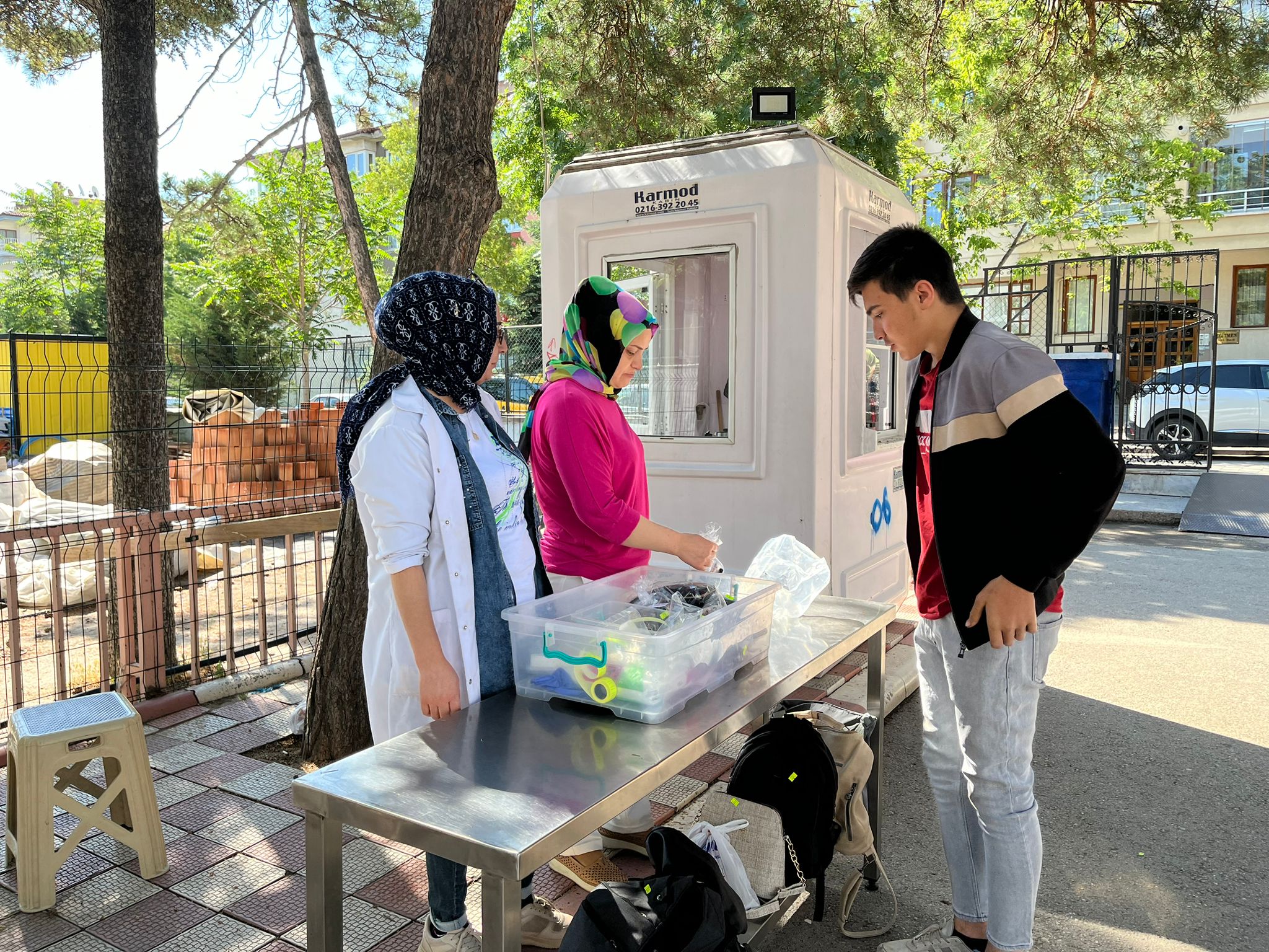 AFYON'DA YKS SINAVI AYT OTURUMU İLE DEVAM EDİYOR