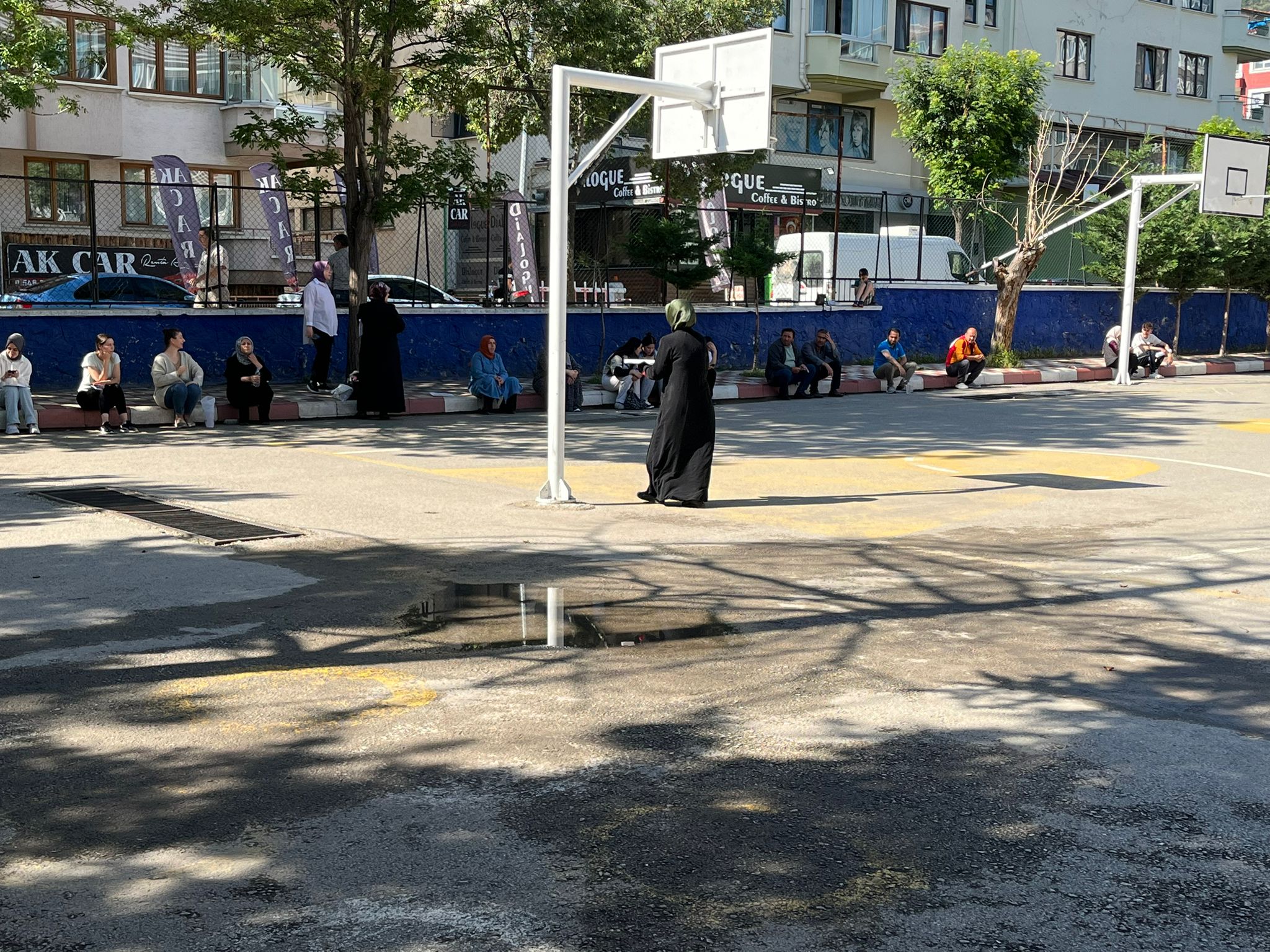 AFYON'DA YKS SINAVI AYT OTURUMU İLE DEVAM EDİYOR