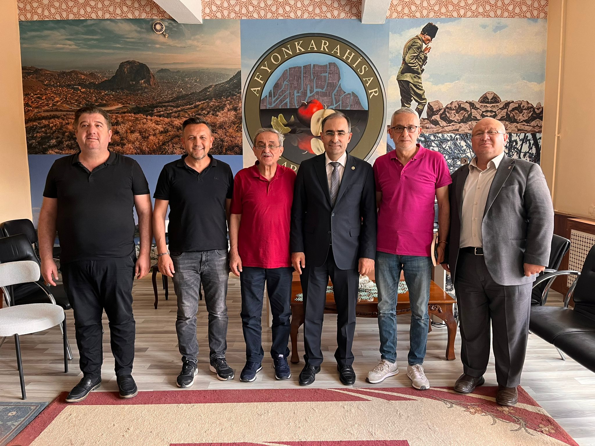 MİLLETVEKİLİ ARSLAN'DAN MANİDAR MESAJ; KAVGASIZ, GÜRÜLTÜSÜZ VE YALANSIZ...