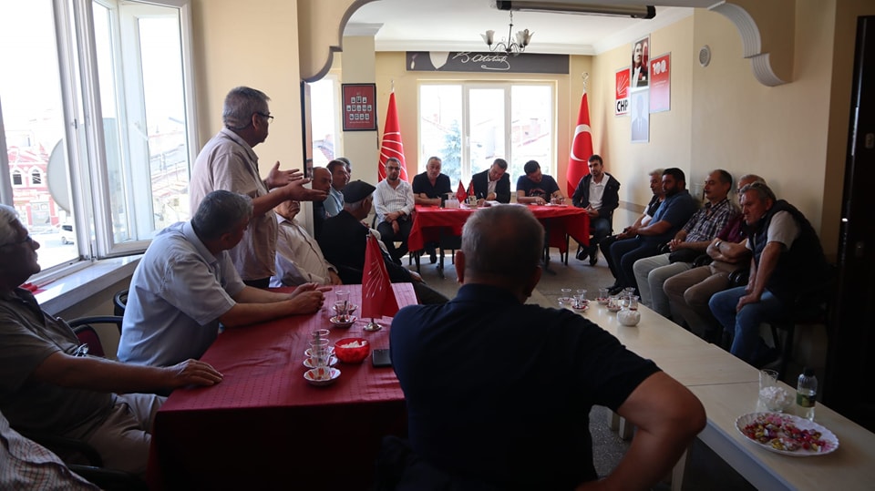 CHP, Şuhut ve Çobanlar İlçelerinde Danışma Kurulları Gerçekleştirdi