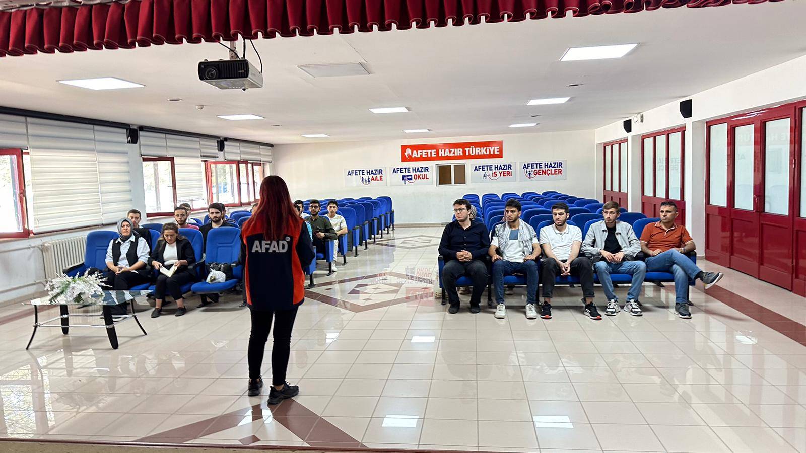 Afyonkarahisar'da İHH Ve AFAD Ekiplerine Önemli Eğitim