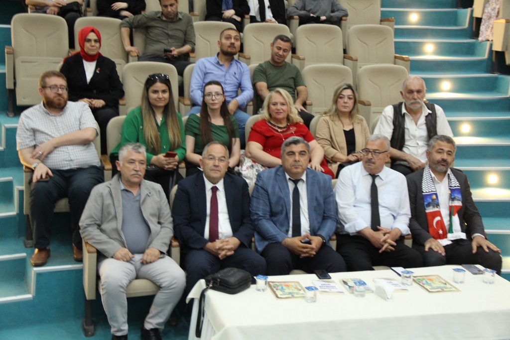 GENÇ KALEMLER ZULMÜ SATIRLARA DÖKTÜ