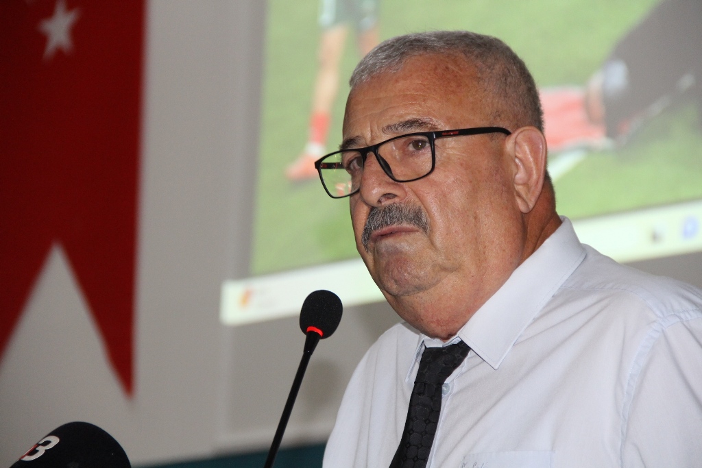 GENÇ KALEMLER ZULMÜ SATIRLARA DÖKTÜ