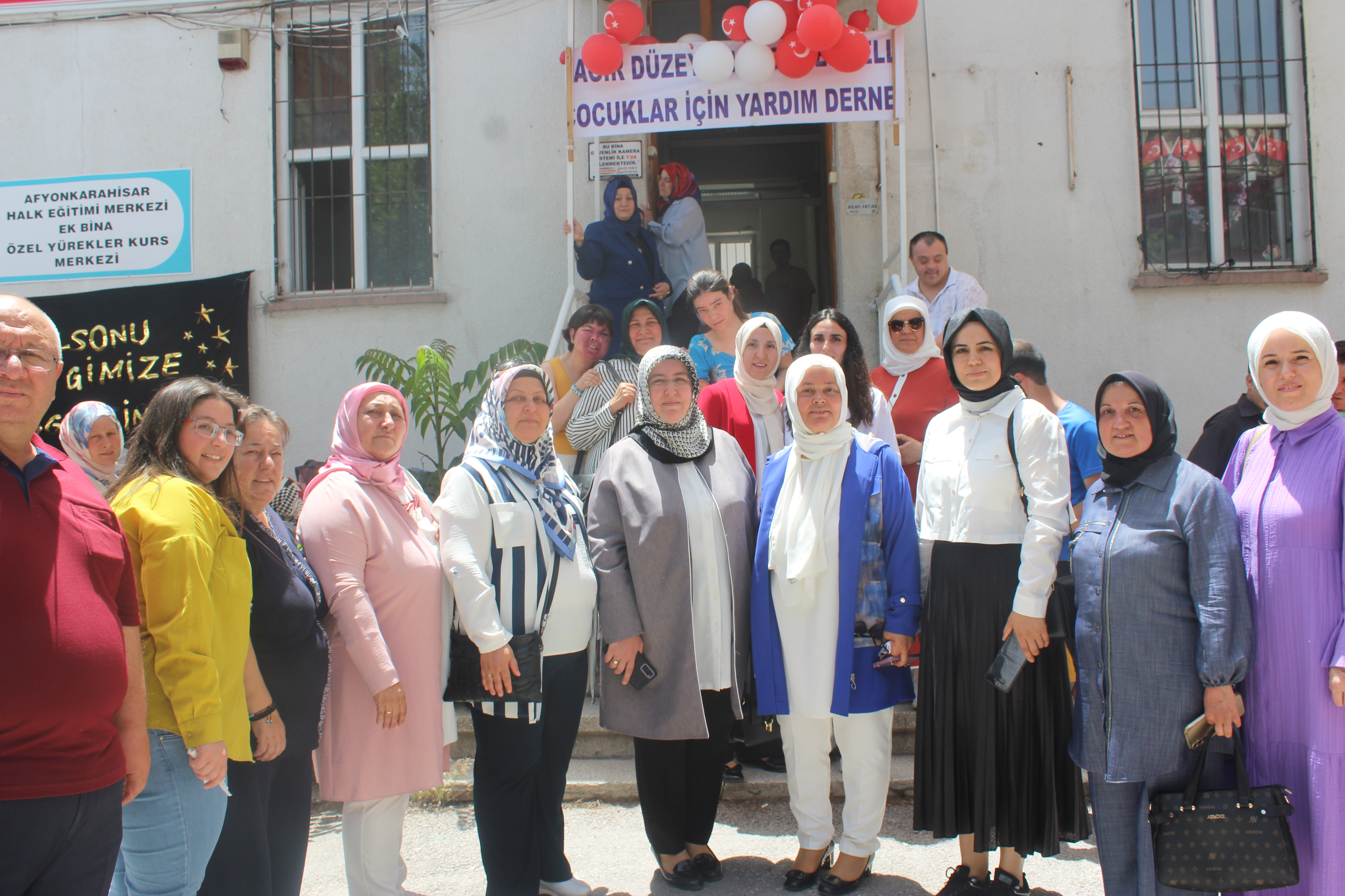 'Engelsiz Yaratıcılık Sergisi'  Afyonkarahisar'da Engelsiz Yaratıcılığın Büyük Buluşması