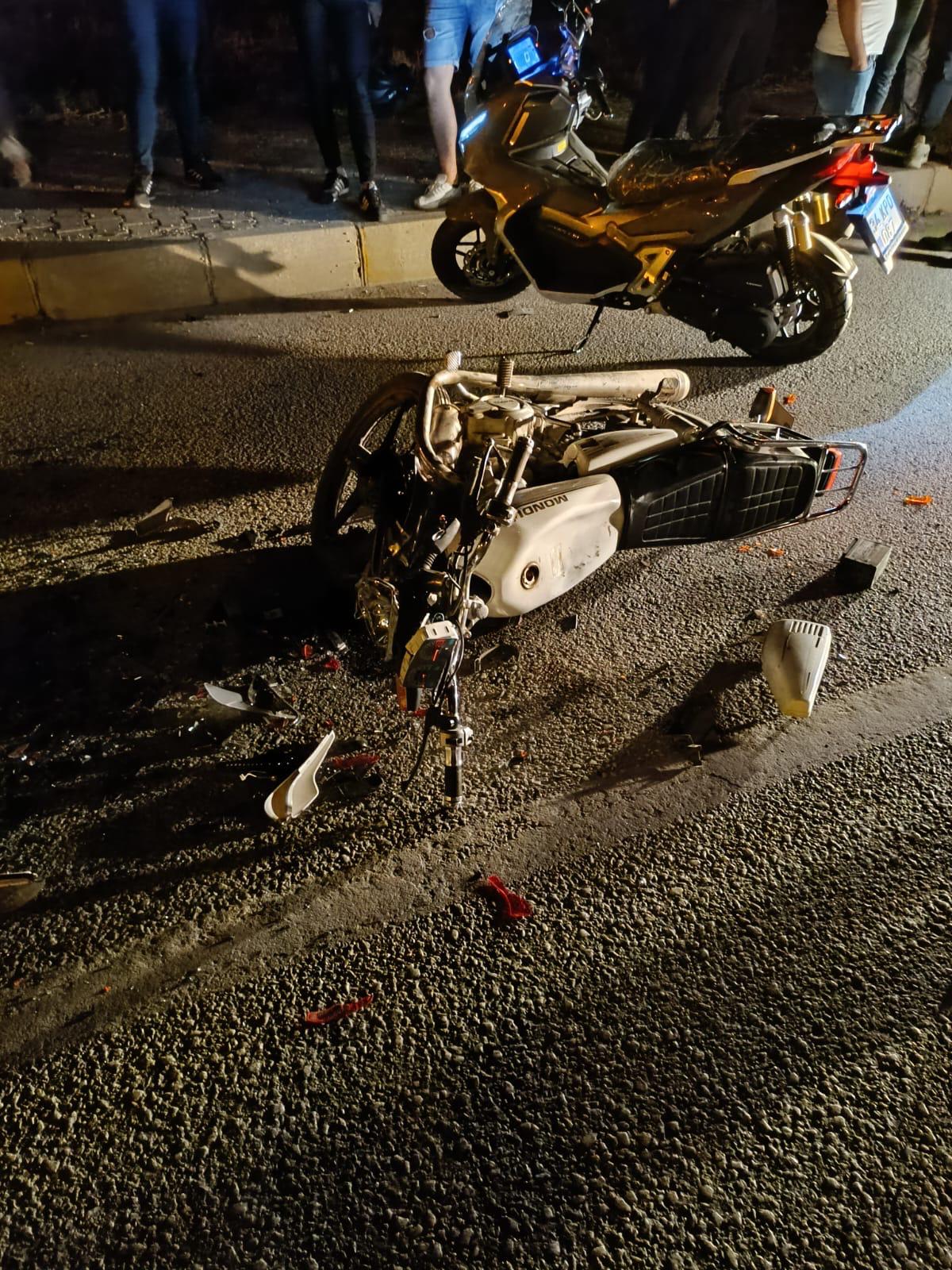 Motosiklet Otomobile Çarptı: Kazada 1 kişi hayatını kaybetti