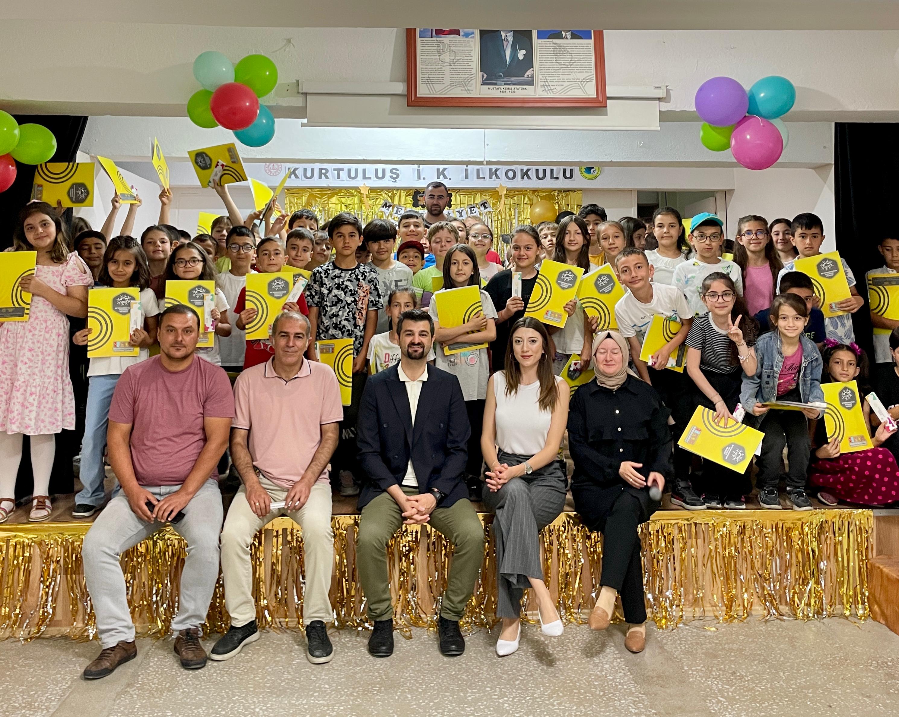 Şuhut Kurtuluş İhsan Küçükarslan İlkolulu’nda miniklerle söyleşi