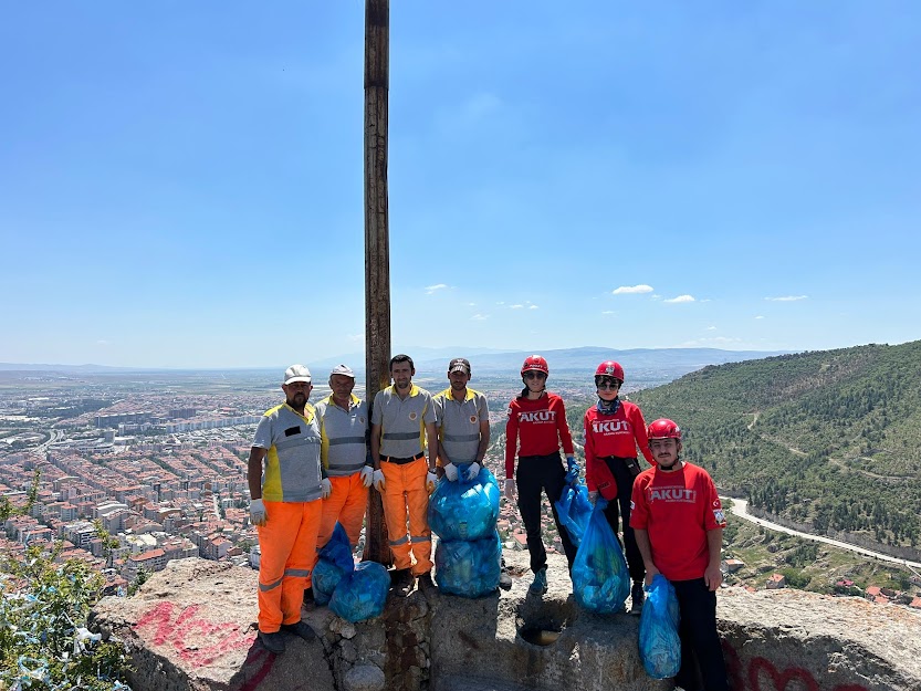 AKUT Gönüllüleri Gönülleri Fethetti