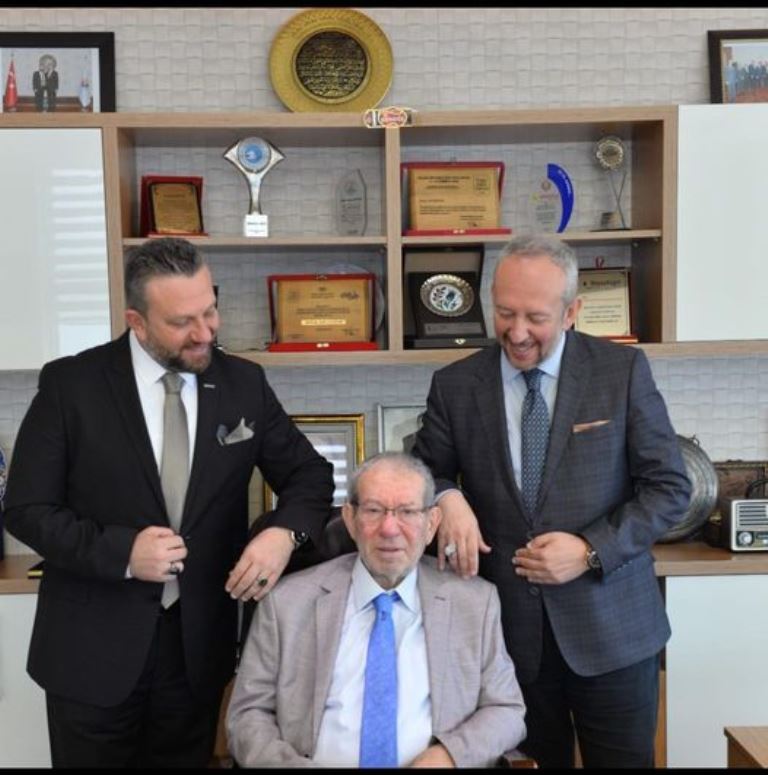 İŞ İNSANI ARİF ŞENGÜL HAYATINI KAYBETTİ