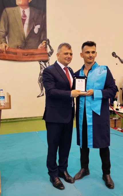 Başkan Koyuncu Yeğenin Mezuniyet Törenine Katıldı