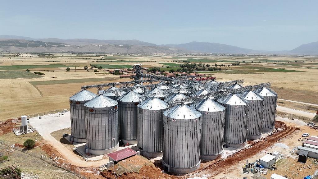 TİCARET BORSASININ DEV YATIRIMINDA SONA GELİNDİ