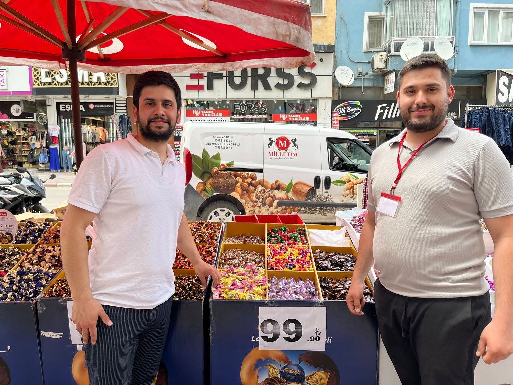 BAYRAM ÖNCESİ TÜRKELİ GAZETESİ OLARAK SOKAĞIN NABZINI TUTTUK
