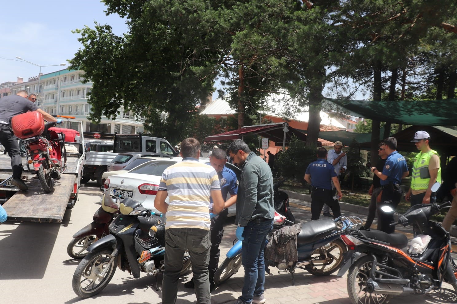 Kural İhlali Yapan Sürücülere Cezai İşlem Uygulandı: Polisten Tescilsiz Motosiklet Sürücülerine Yönelik Denetim