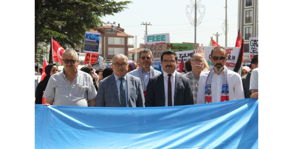 ÖZAŞKIN DOĞU TÜRKİSTAN VE GAZZE İÇİN DÜZENLENEN ETKİNLİĞE KATILDI